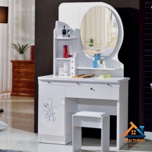 BÀN TRANG ĐIỂM MẪU 4