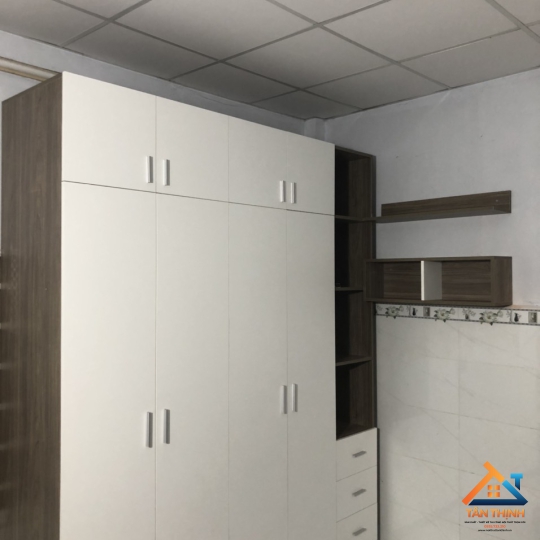TỦ ĐỰNG QUẦN ÁO MẪU SANG TRỌNG