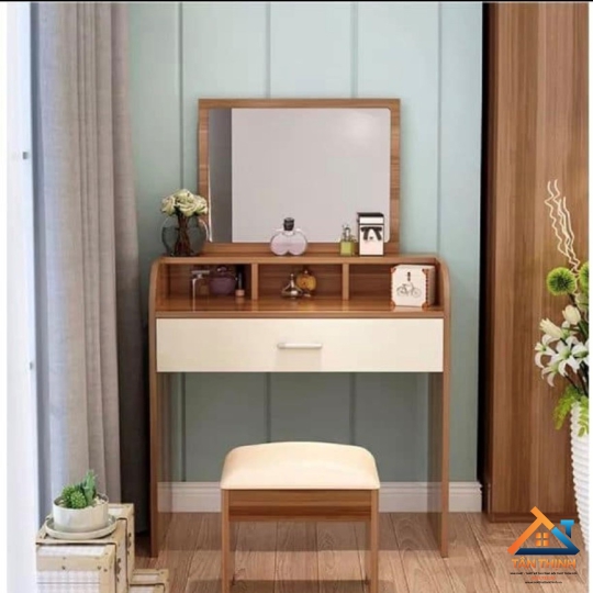 BÀN TRANG ĐIỂM MẪU TT01