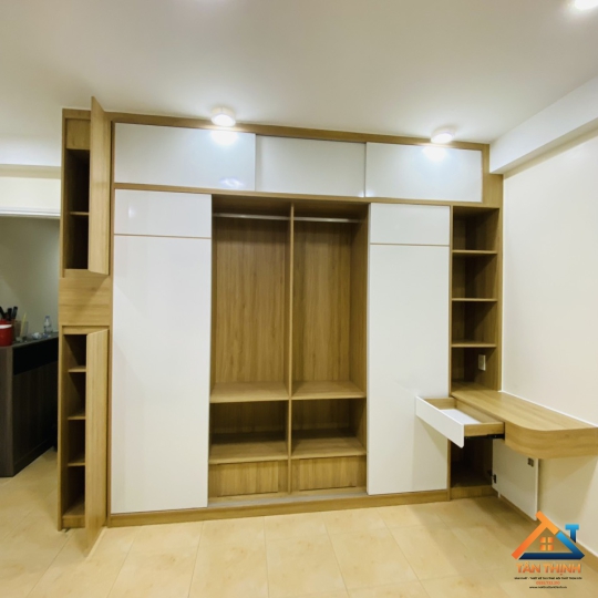 TỦ QUẦN ÁO MẪU MỚI 2024 CÓ CÁNH CÓ KỆ
